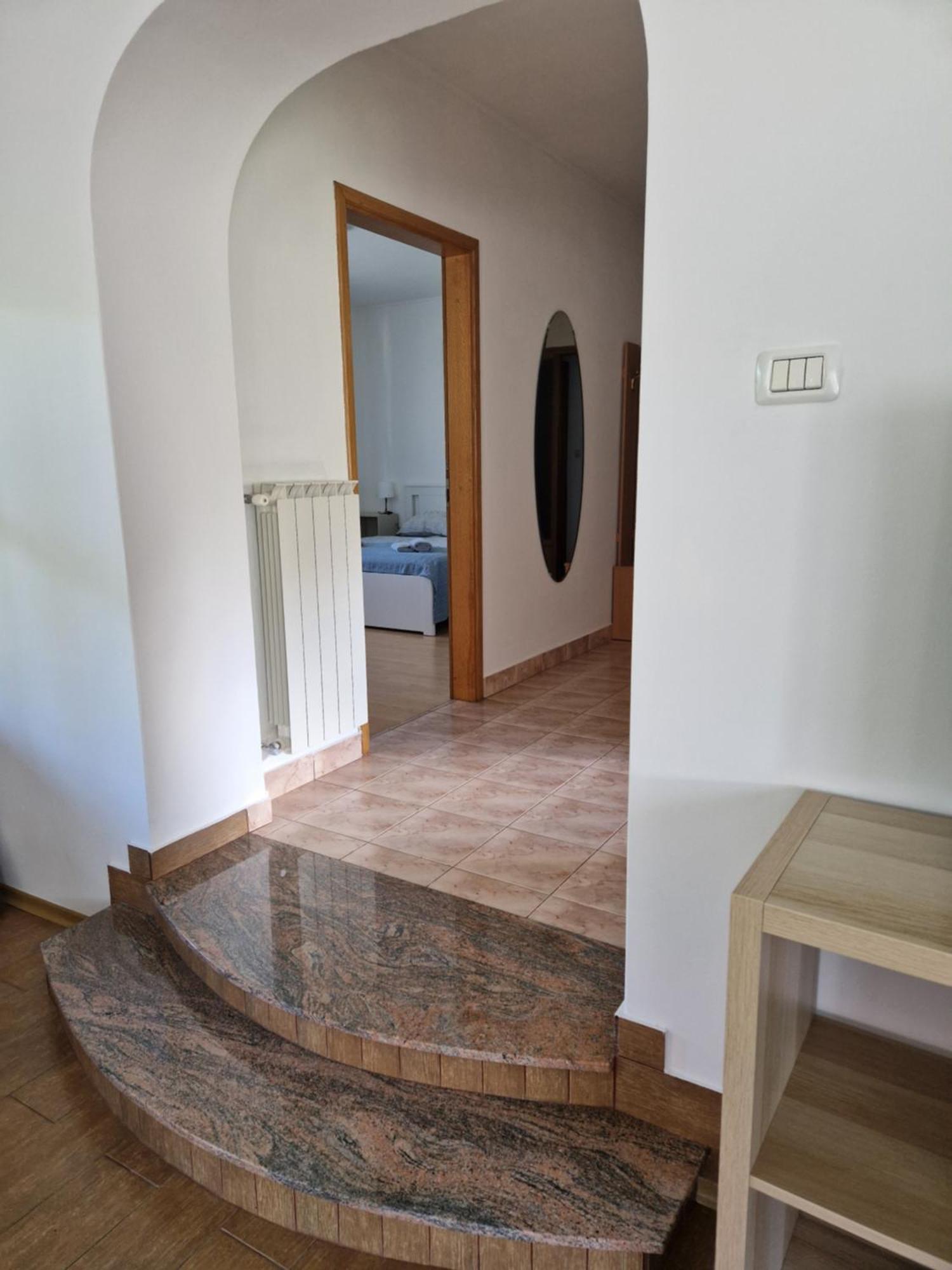 Apartma Mihatovi Пивка Екстериор снимка